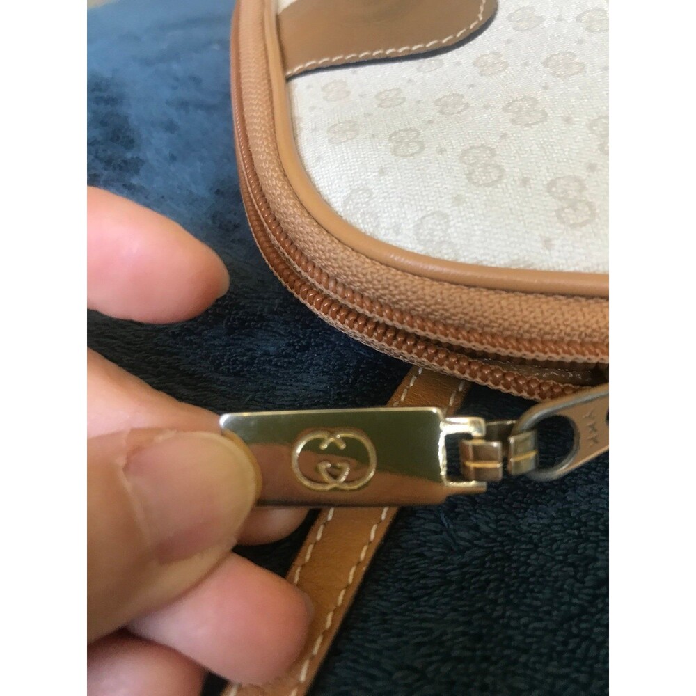Vintage Gucci micro gg mini domed crossbody in coated canvas - Picture 8 of 12